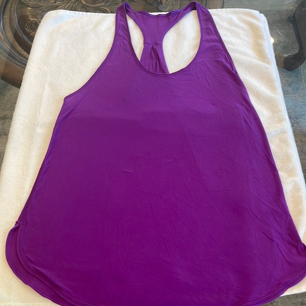 Lululemon tank top. Size 6